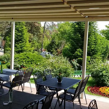 Hotell Decebal Neptun